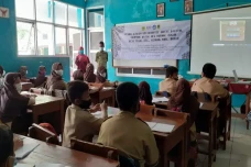 Tim Unpak Gelar Sosialisasi...