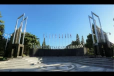 343 Peneliti UGM Masuk...