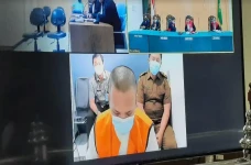 Jalani Sidang Perdana,...