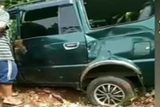 Kijang Angkut 13 Orang...