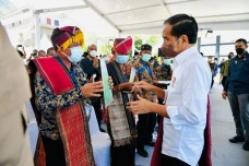 Bagikan SK Hutan Sosial...