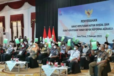 Jatim Terima 59 SK Hutan...