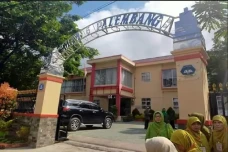Tiga Siswa Terpapar...