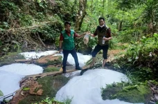 Fenomena Sungai Berbusa...
