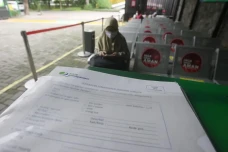 Aturan Baru JHT Banjir...