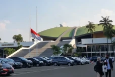 Rapat Baleg DPR Dibatalkan,...