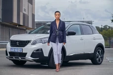 Mobil Mewah untuk Perempuan...