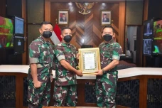 Jenderal Dudung Beri...