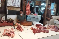 Harga Meroket, Pedagang...