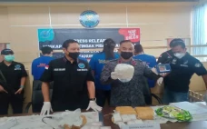 Bawa 3,5 Kg Sabu dari...