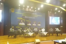 UI Bentengi Mahasiswa...