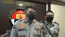Jadikan Gadis di Bawah...