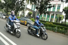 Tips Merawat Ban Sepeda...