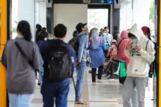 2 Tahun Pandemi di Indonesia,...