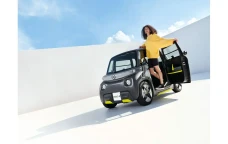 Eropa Diserbu Mobil-mobil...