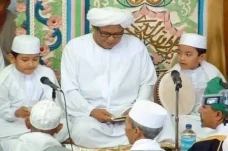 Keutamaan Bergaul dengan...