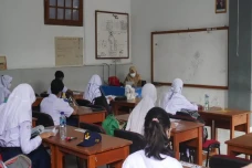 Disdik dan Tim Satgas...