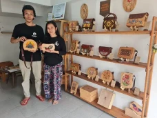 Penjualan Tas Kristik...