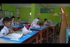 Omicron Terkendali,...