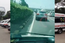 Viral! Laju Ambulans...