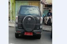 Bupati Radiapoh Pinjam...