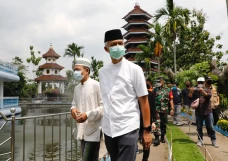 Pastikan THR Pekerja...