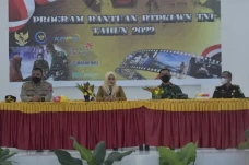 PKL dan Nelayan di Kabupaten...