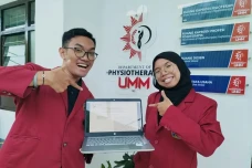 2 Mahasiswa UMM Raih...