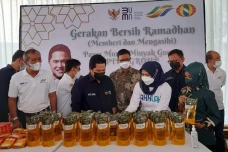 Tinjau OPM Minyak Goreng...