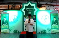 Legislator Senayan Ini...