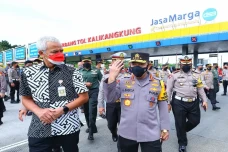 Tinjau Kalikangkung,...