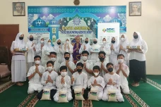 MNC Peduli Serahkan...