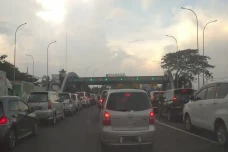 Pemudik Meningkat Terminal...