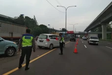 Siang Ini, Contraflow...