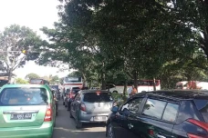 Masuk Sekolah di Jabar...
