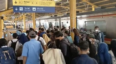 Hari Pertama Kerja,...
