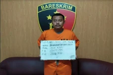 Jambret Warga Belanda...