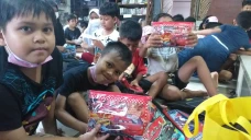 Puluhan Anak Antusias...