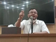 Tuntut Keadilan, Ketum...