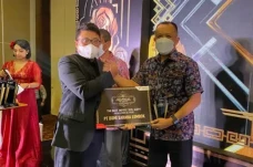 Kalla Aspal Lombok Raih...