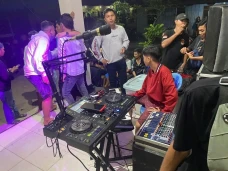 Bikin Gaduh Warga, Live...