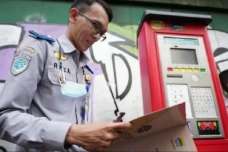 Lama Terbengkalai, Pemkot...