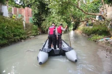 Polisi Susuri Sungai...