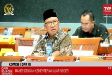 Raker dengan Menlu,...