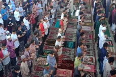 Penampakan Ribuan Jamaah...