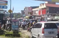 Penampakan Warga Mamuju...