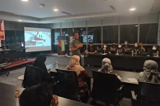 Genjot Penjualan, Lenovo...