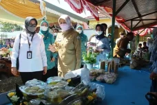 Lomba Kampung KB Dirangkai...