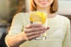Ini Manfaat Air Lemon...
