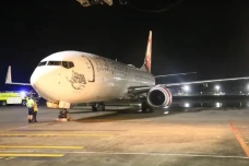 Maskapai Australia Jor-joran...